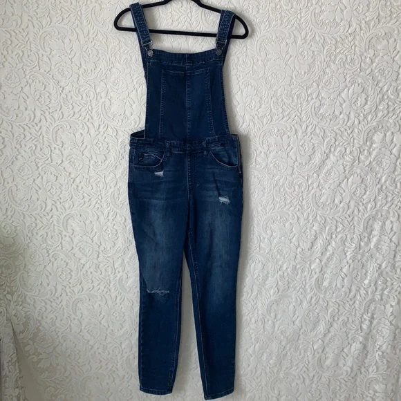 ❌SOLD❌
 Won't Let You Go Denim Overalls - Picture 4 of 14